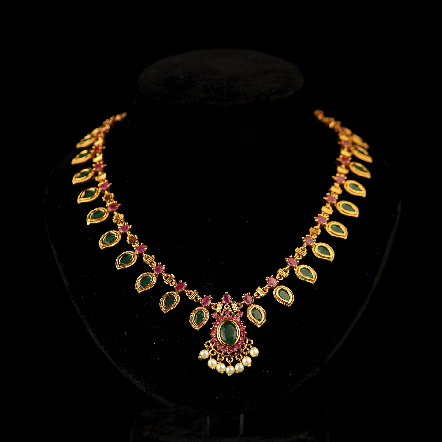 Palakka necklace with earrings ✨ short